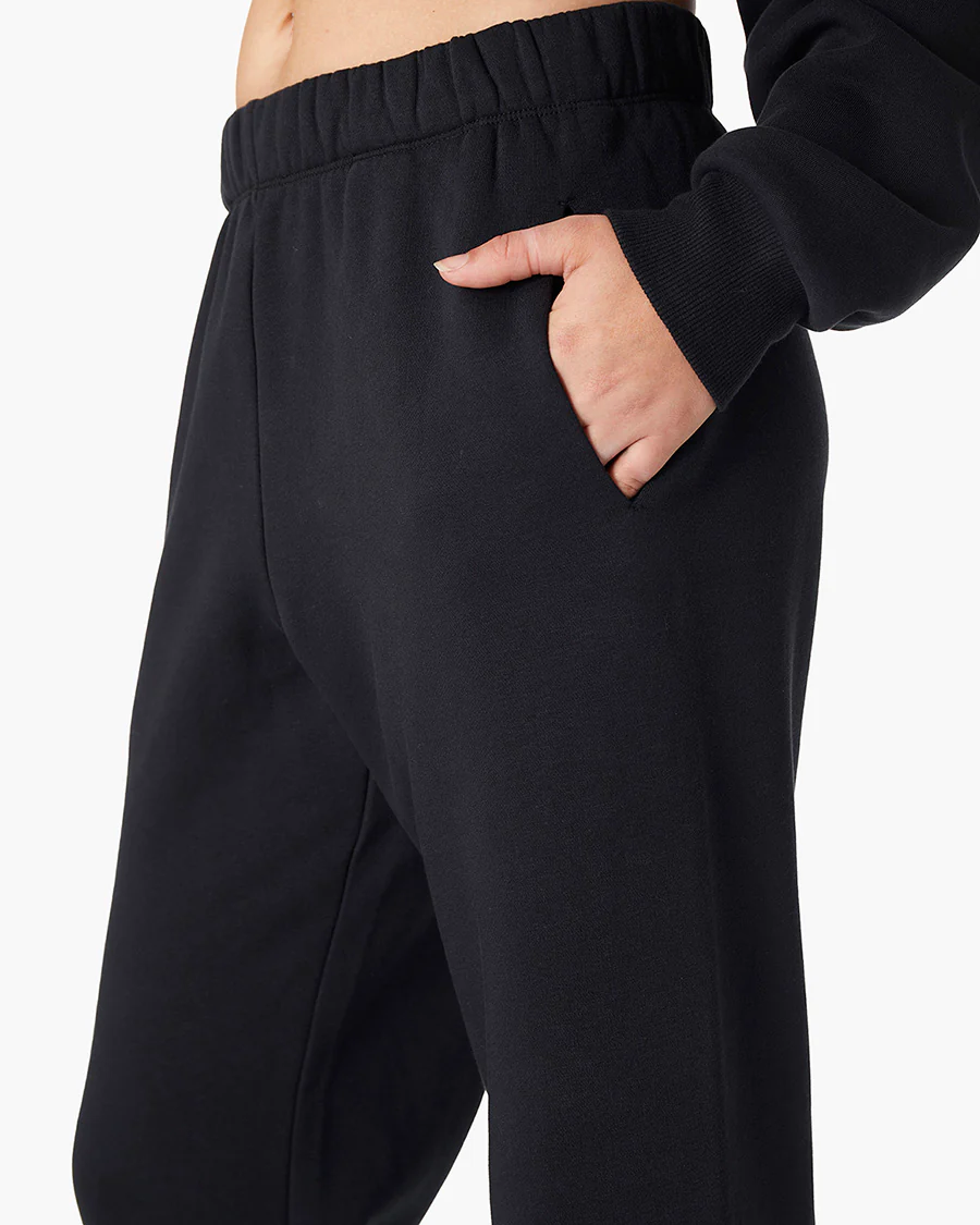 Air Whipped Sweatpant - Black - Image 4