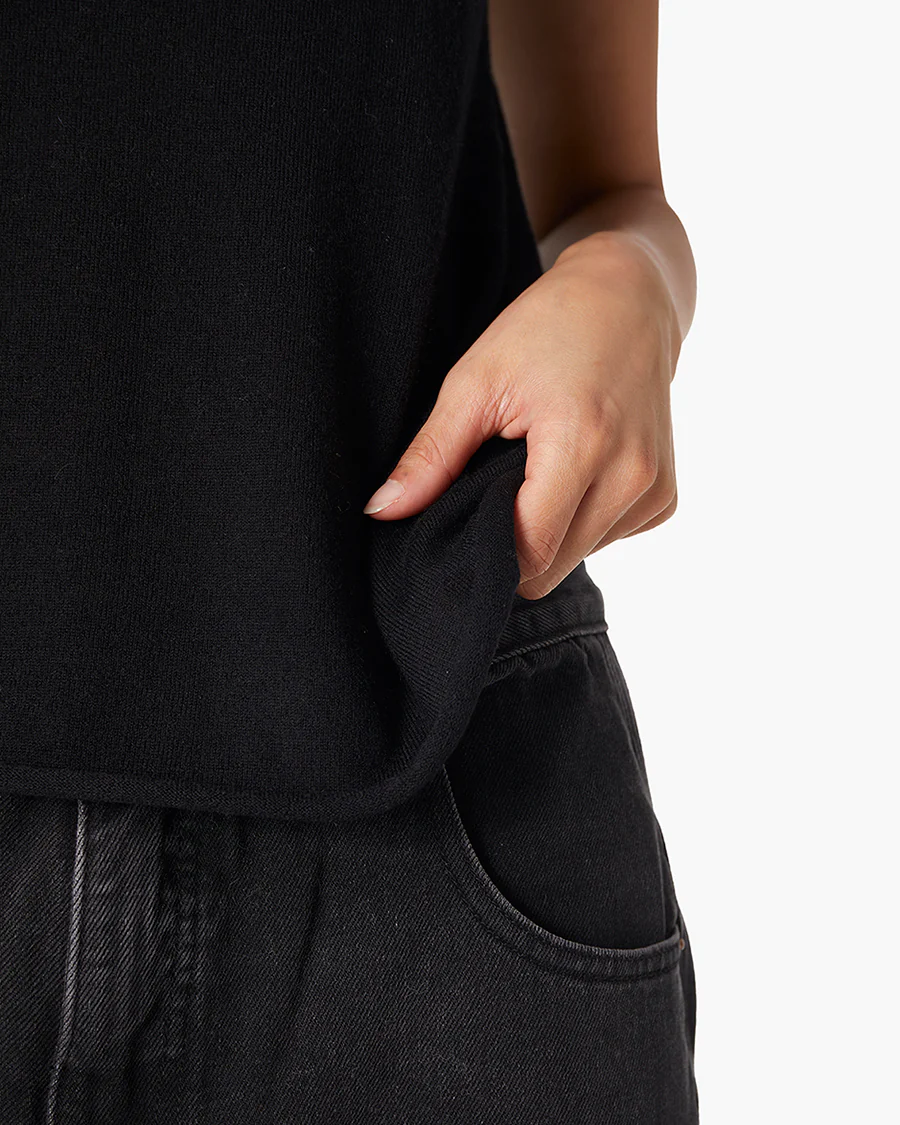 Cashmere Classic Tee - Black - Image 4