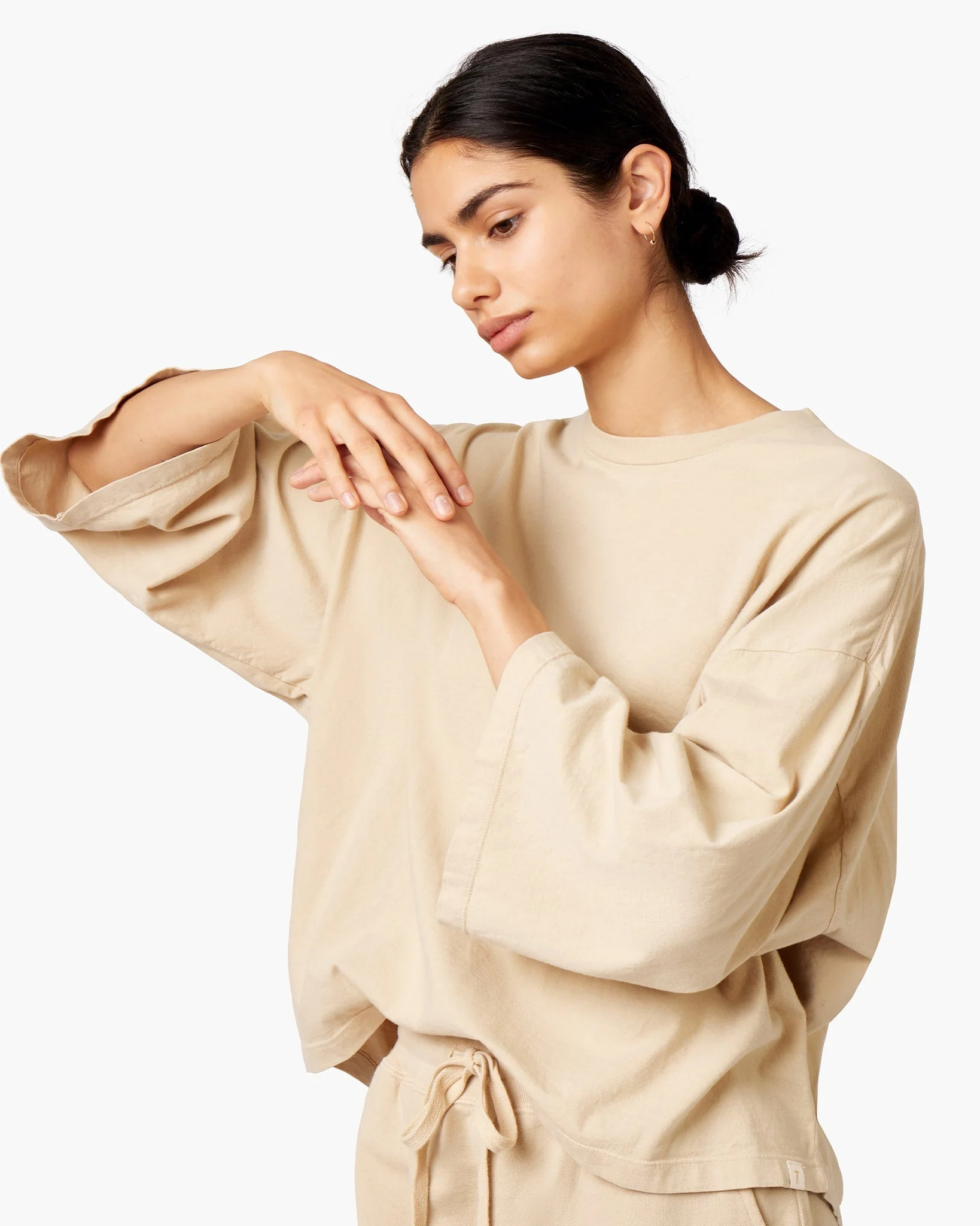 Core Longsleeve Tee - Latte - Image 5