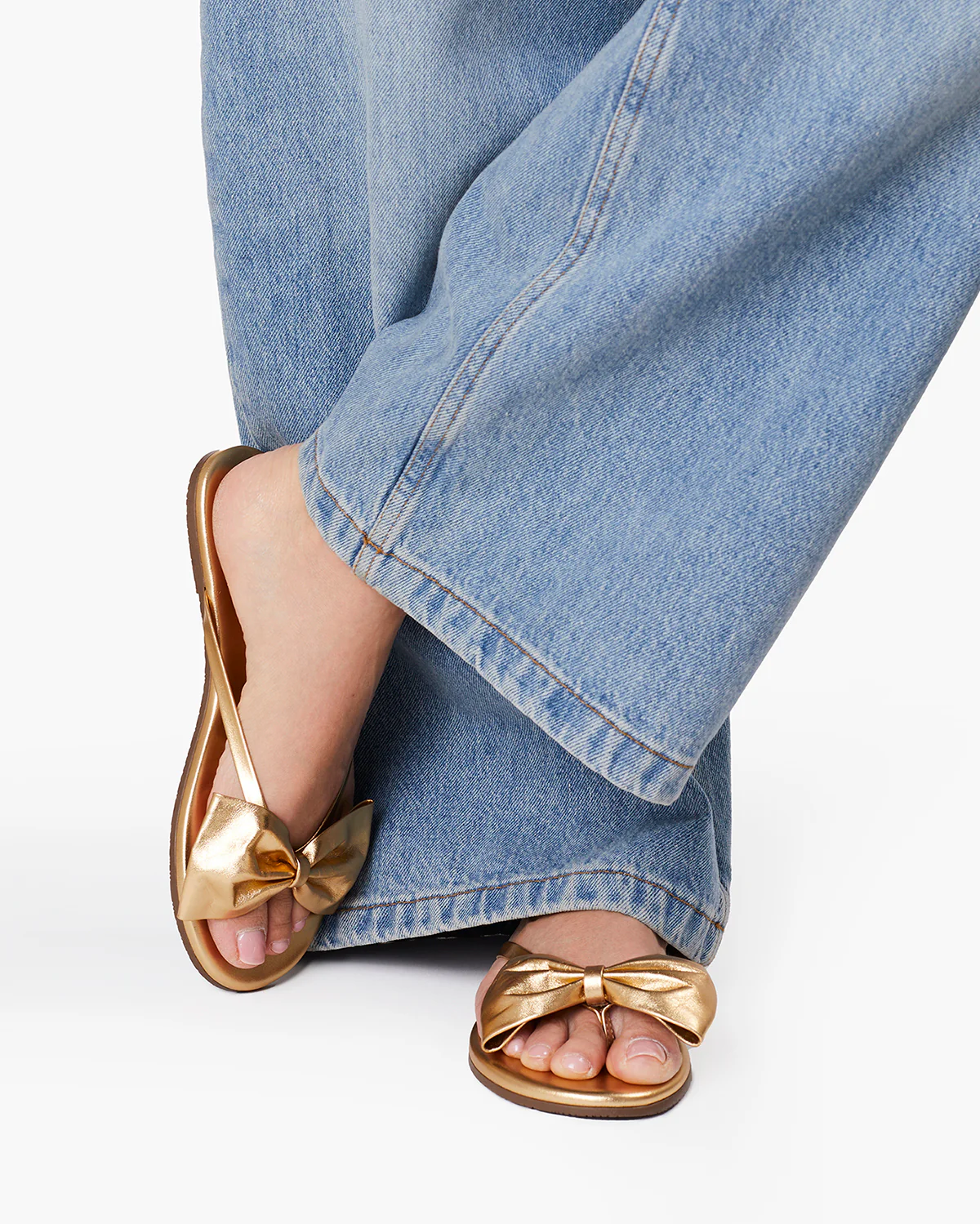 Lily Oversized Bow - Blink - Image 6