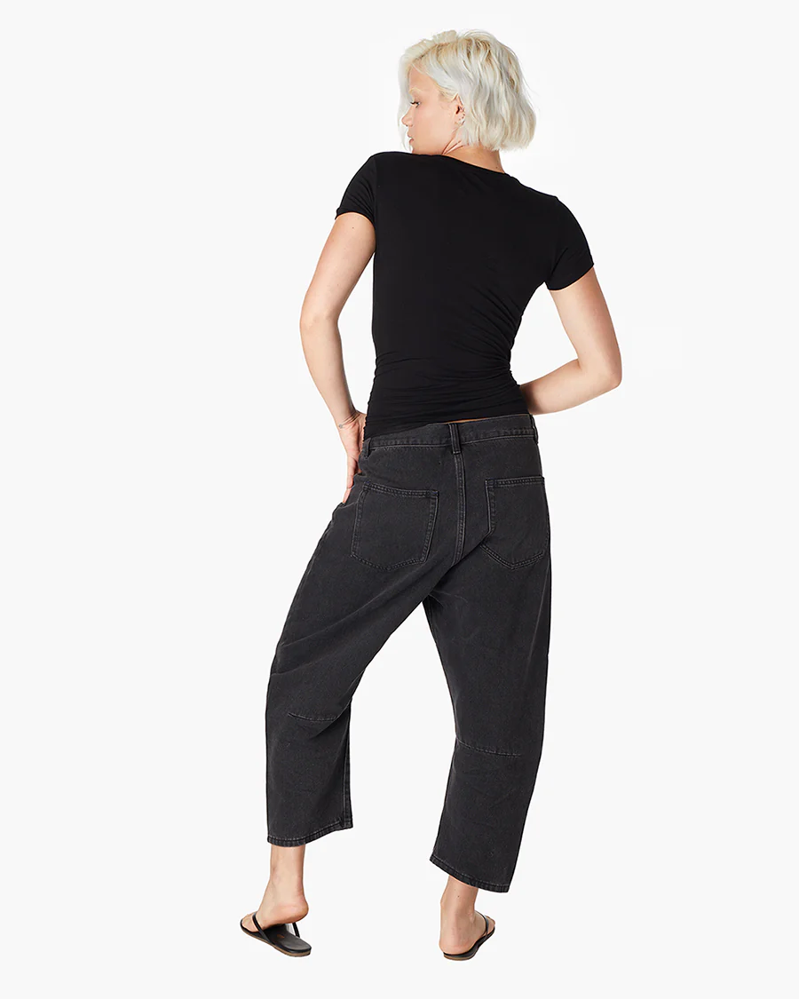 Short Sleeve Stretch Crewneck - Black - Image 4