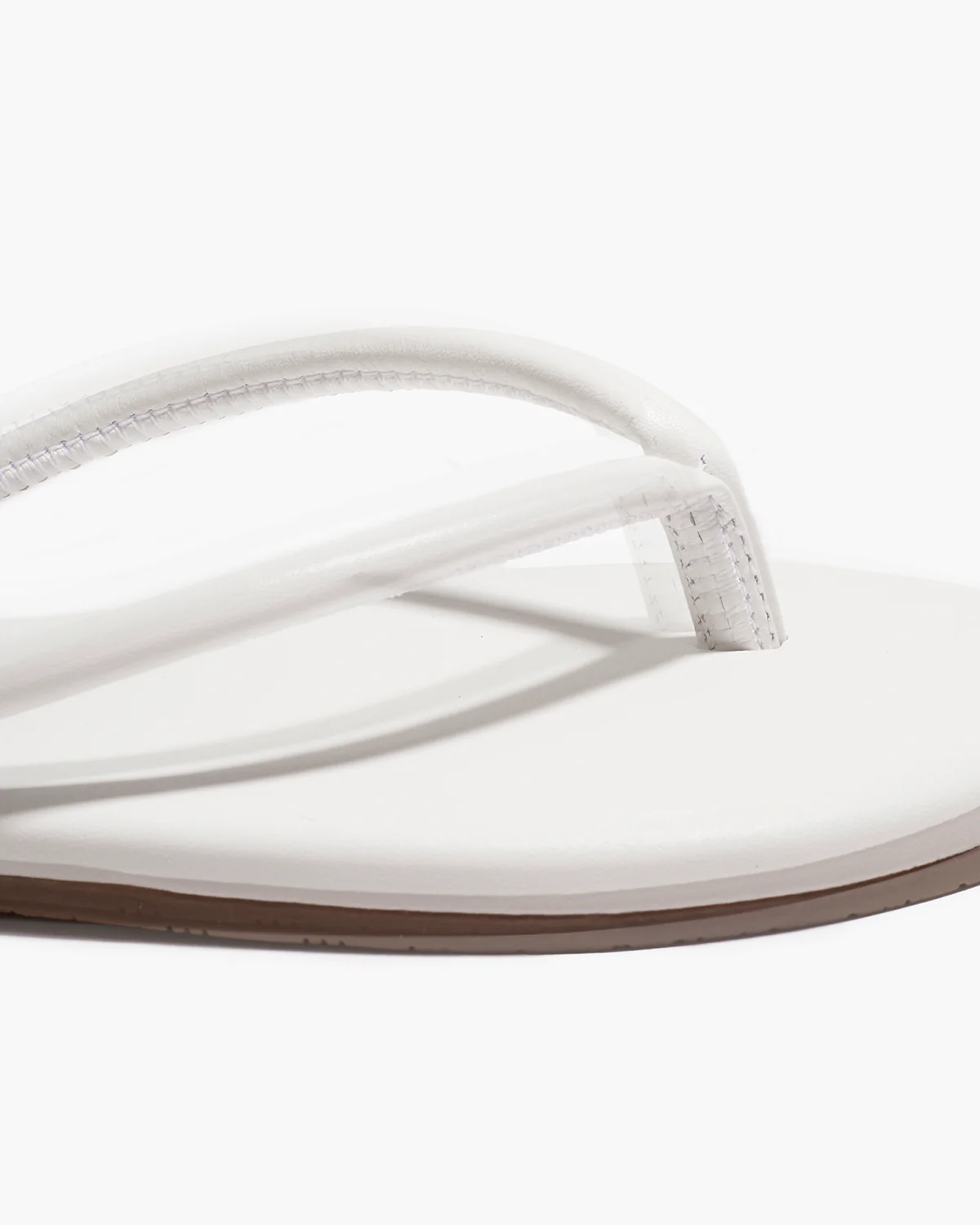 Tubular Lily - White - Image 3